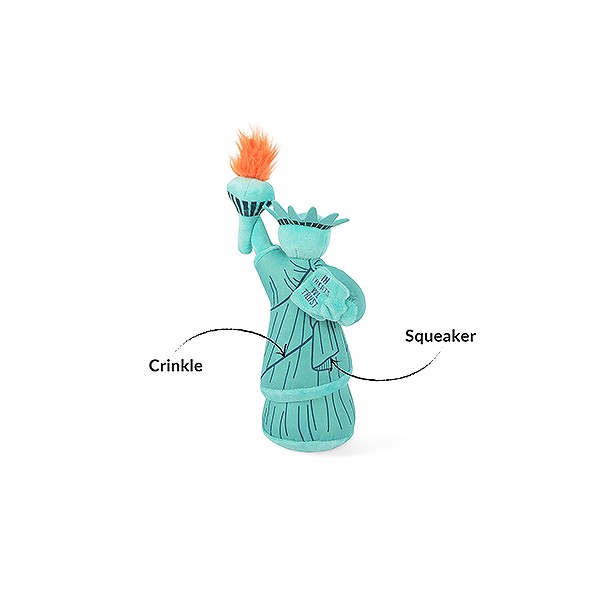 Play Tourist NYC Lady Liberty L
